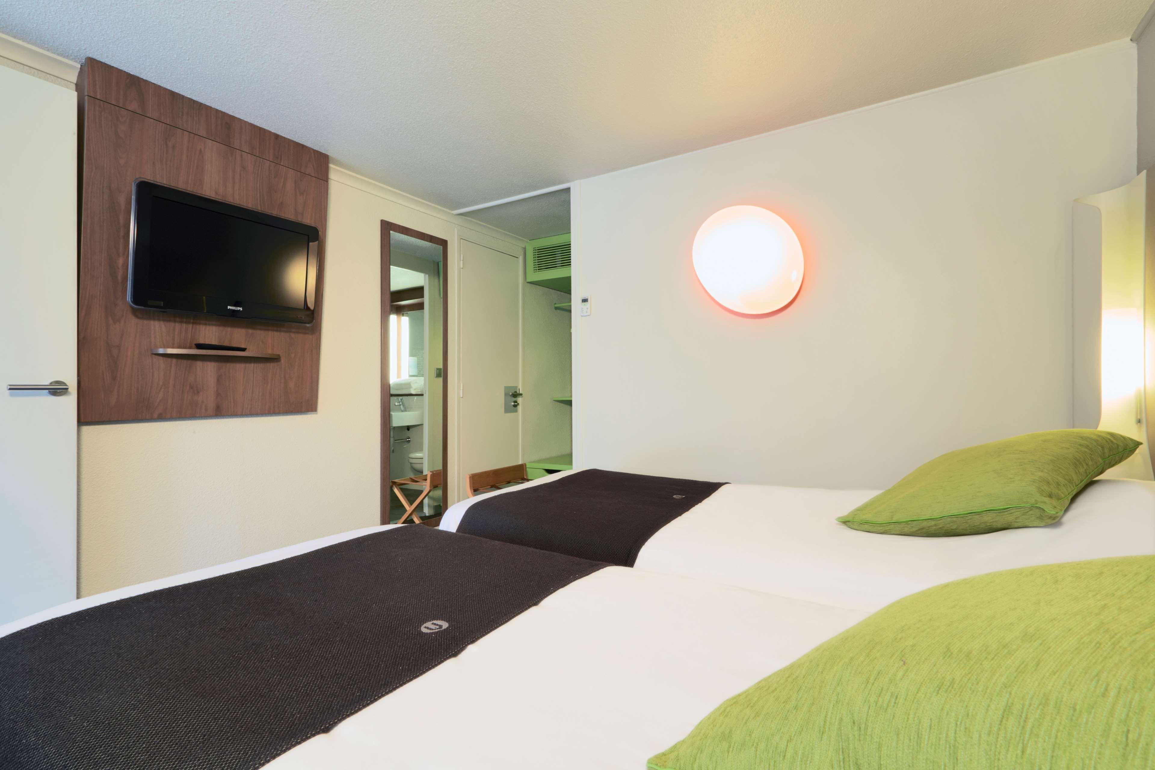 Hotel Campanile Bollene A7 Exteriér fotografie