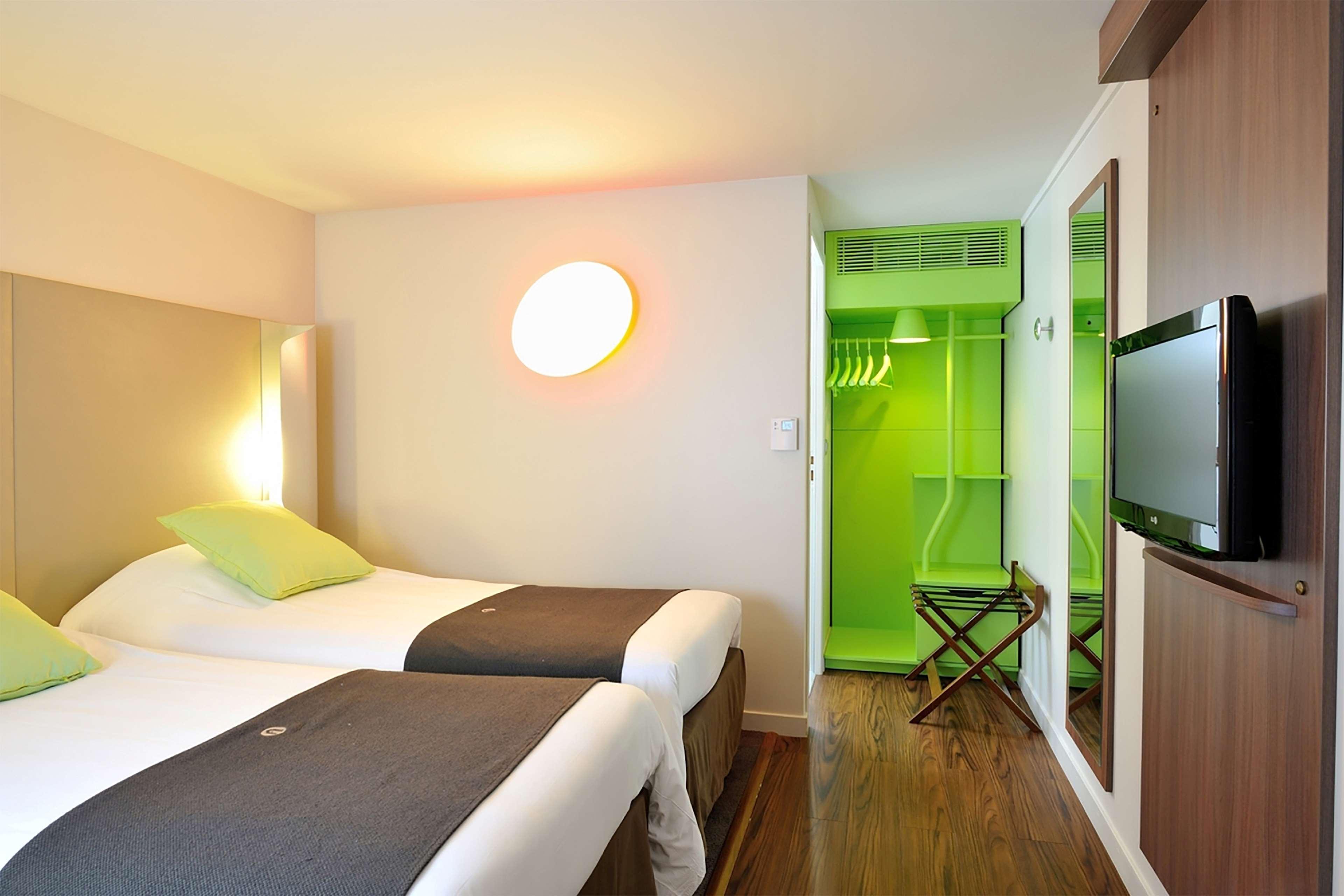 Hotel Campanile Bollene A7 Exteriér fotografie