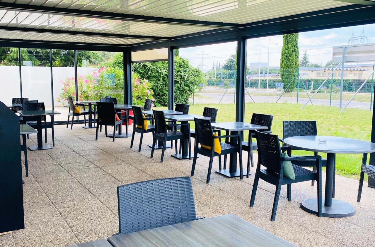 Hotel Campanile Bollene A7 Exteriér fotografie
