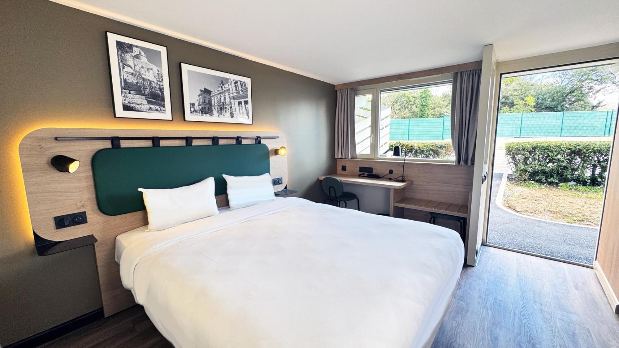 Hotel Campanile Bollene A7 Exteriér fotografie